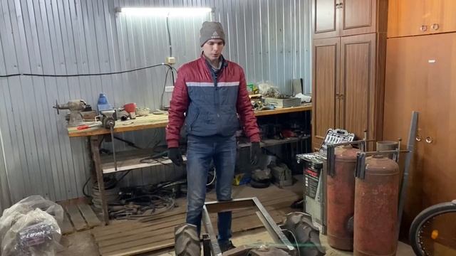 ЧАСТЬ 2. СБОРКА МИНИТРАКТОРА! КАРДАН НА ШРУСах!!! КРОНШТЕЙН ДЛЯ СИДЕНЬЯ ОТ 2107 И РАЗМЕРЫ!!! смотреть онлайн