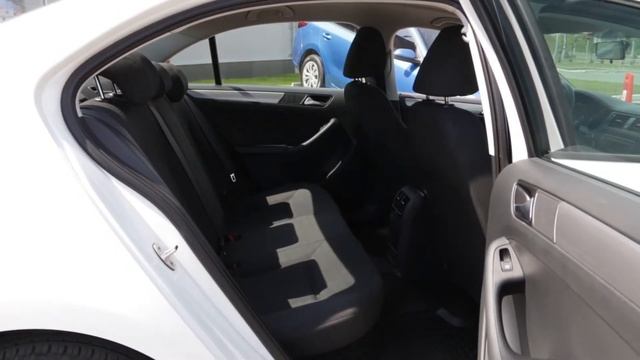 VOLKSWAGEN JETTA смотреть онлайн