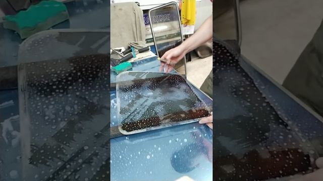 Растонировка. Снятие старой плёнки со стекла. Чистка от клея. смотреть онлайн