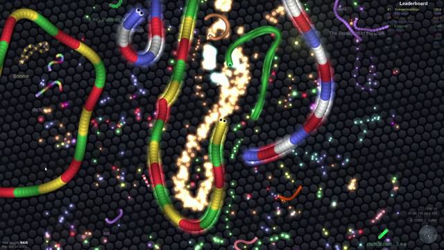 СЛИЗЕРИО НАБЕРЁМ 1000000 #56 НА ЭТОМ СКИНЕ Я НЕ ИГРАЛ! БУДЕТ МАССА, БУДЕТ ТОП! SLITHER.IO смотреть онлайн