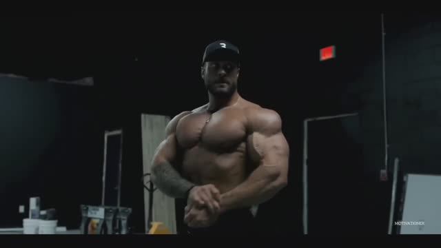 BEING ALONE - Chris Bumstead Motivation смотреть онлайн