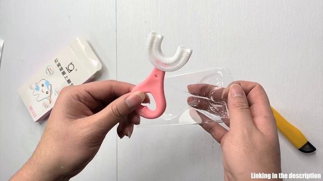 Kids U Shaped Toothbrush Unbox and Demo 2022 смотреть онлайн