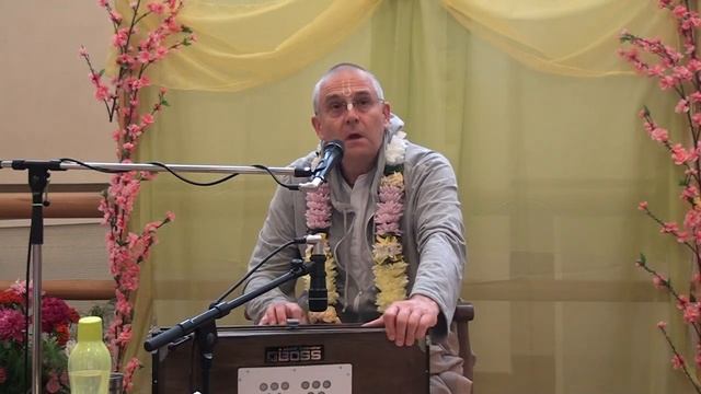 Программа с ЕМ Прабхавишну прабху, киртан,11.07.2014, Екатеринбург смотреть онлайн