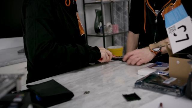 Max Builds her FIRST PC – Photo Editing Build Log смотреть онлайн