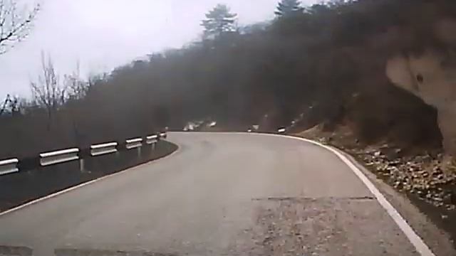 Южный Берег Крыма Форос подьем на фороскую церковь-AVI - Audio-Video Interleaved смотреть онлайн