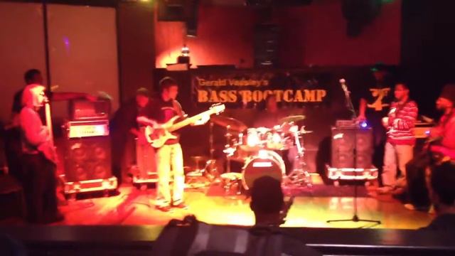 Tom Littwin- Super Bad With Gerald Veasley смотреть онлайн