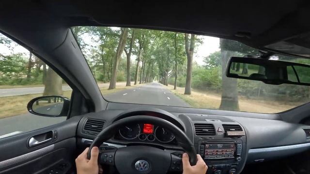 Volkswagen Golf MK5 R32 POV Test Drive [My Next Car] смотреть онлайн