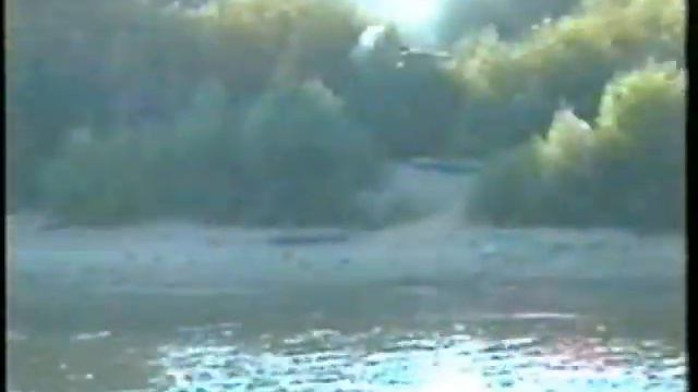 23 САШОК И НАТАША У НАС В ОБЩЕЖИТИИ ЛЕСОПАРК РЕКА ОКА 1 АВГУСТ 2003 г смотреть онлайн