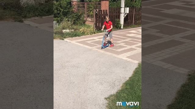Крутые трюки на велосипеде, самокате и скейте! смотреть онлайн