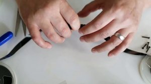 Ремонт VHS видеокассеты. Склеивание видеоплёнки.