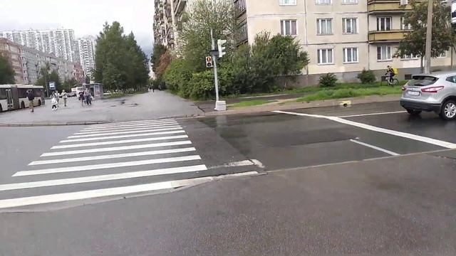 Видео 2. Иду в DNS забирать корпус, размышляю о потерянных деньгах смотреть онлайн