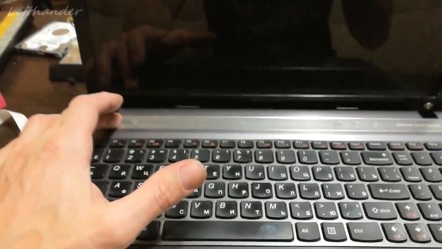 Ноутбук Lenovo P580. Разбор. Замена петли. Профилактика. Тесты смотреть онлайн