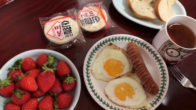 VLOG:идём в банк оплачивать квитанции? смотреть онлайн