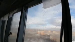 Как мыть окна. Удаление защитной пленки со стекла.