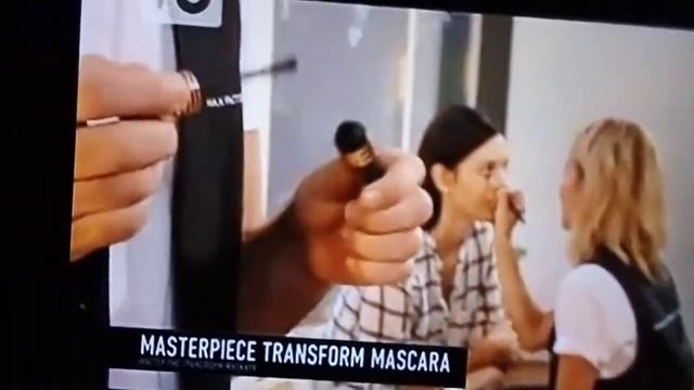Топ модель по-русски - макияж  стили с макияне от Maxfactor