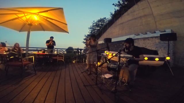 Yo me quedo en Sevilla. MIMA. смотреть онлайн