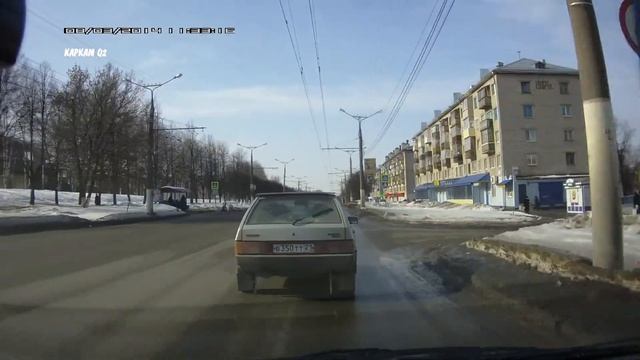 не уступил маме с коляской на пешпереходе смотреть онлайн