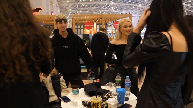 ПРОВЕРКА ДЕВУШЕК НА ЧЕСТНОСТЬ/ЕСТЬ ЛИ ЖЕНСКАЯ СОЛИДАРНОСТЬ⁉️ смотреть онлайн