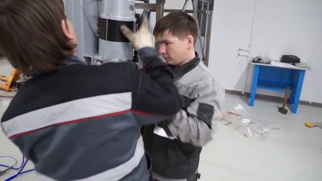 Монтаж подъемника Ravaglioli KPH 370.42 (ИТАЛИЯ) от компании Азбука Автосервиса в Ульяновске смотреть онлайн