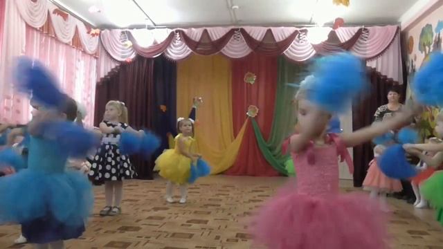 Танец: "Капельки - дождинки" смотреть онлайн
