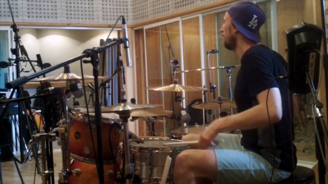 Kawri's Whisper - Vostok 1 - Максимилиан Максоцкий (барабаны) смотреть онлайн