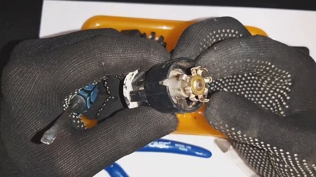 Есть ли палладий, золото, серебро в черно-белом телевизоре Veras? смотреть онлайн