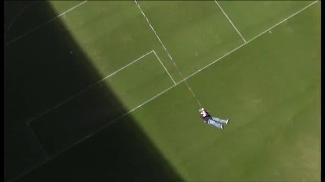 Durban Stadium Bungee Jump (Moses Mabhida) смотреть онлайн
