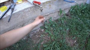 Вывел воду из дома на участок/  простым способом/влог из деревни. май