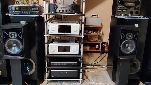 Acoustic Solutions-Moanin FLAC - Marantz PM KI Pearl Lite + T+A Helios Midi 2E + DAC 8 DSD смотреть онлайн