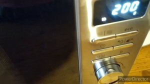 Размораживаю домашнюю колбасу в микроволновке Gorenje