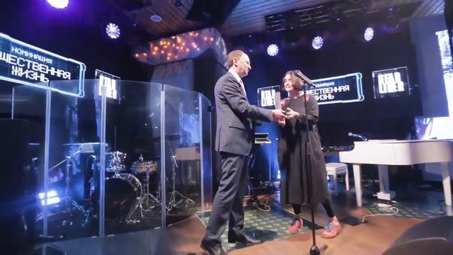 Церемония вручения первой премии «Headliner года» смотреть онлайн