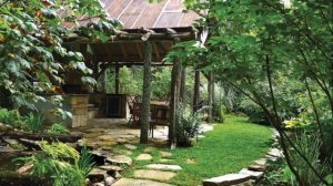 ДВОР В ДЕРЕВЕНСКОМ СТИЛЕ  ИДЕИ СОВРЕМЕНОГО  БЛАГОУСТРОЙСТВА САДОВОГО УЧАСТКА