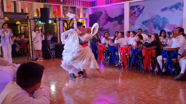 Baile de Exhibición de Luciana Agüero y Eduardo González en Chile 🇨🇱. смотреть онлайн