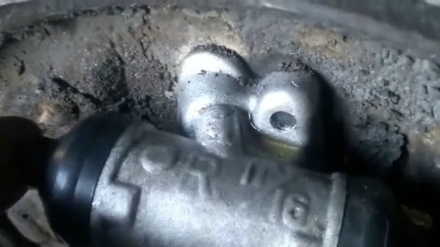 Цилиндр новый. Китай непобедим... смотреть онлайн