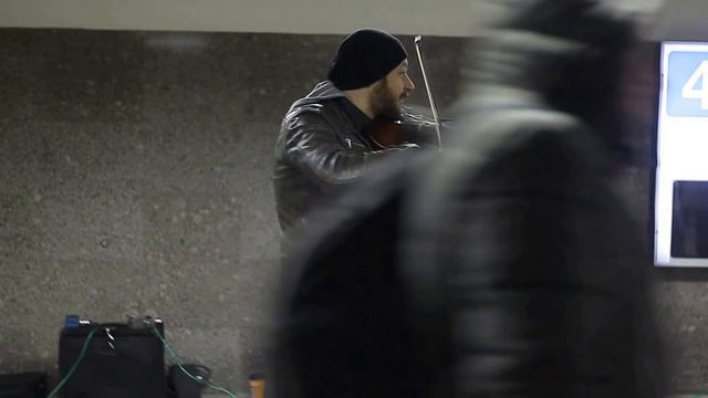 Москва. Переход. Уличные музыканты. 26.02.2017 смотреть онлайн