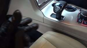 Дизельный Гранд Чероки.  Хорош, но не пользуется спросом.