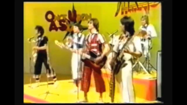 Bay City Rollers - Let's Go смотреть онлайн