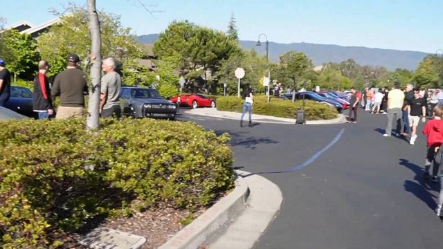 Ferrari Silicon Valley May Cars & Coffee смотреть онлайн