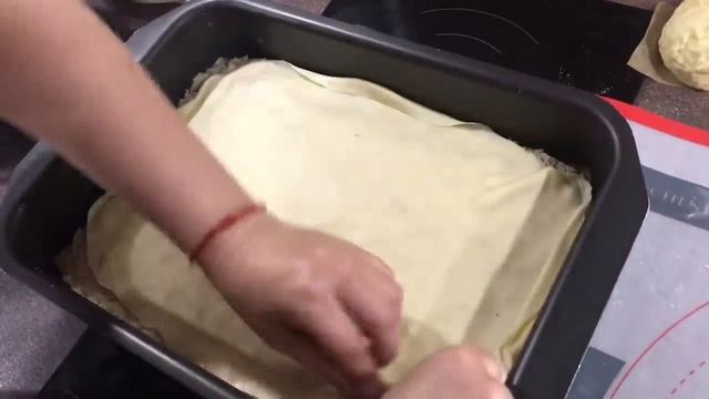 Баклава която ще искате да приготвяте всеки ден, толкова е вкусна и изкушаваща смотреть онлайн