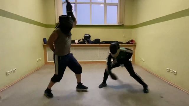 Спарринг. Нож против мачете смотреть онлайн