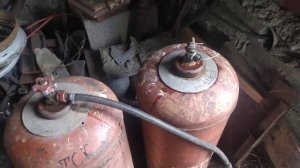 Как стравить газ с баллонов.