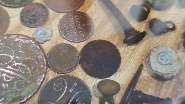 ВСЕМ КАМРАДАМ НА ЗАМЕТКУ! КАК Я ИЗ СВОИХ НАХОДОК СДЕЛАЛ ХАБАРНЫЙ СТОЛ. 4К смотреть онлайн