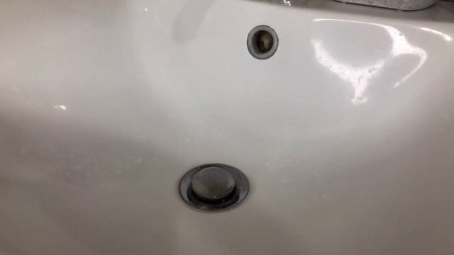 Показываю легкий способ устранения засора в раковине за 5 минут, без применения вантуза #лайфхаки смотреть онлайн