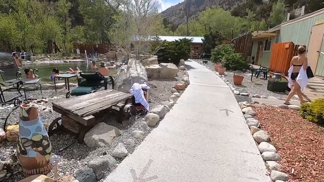 Посетили термальные источники Cottonwood Springs в Колорадо