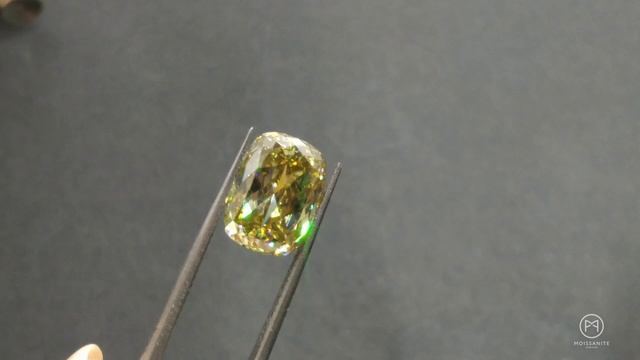 Moissanite Муассанит огранка Кушон 4 карат Fancy yellow смотреть онлайн