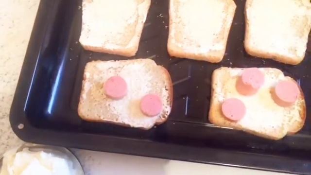 Самая вкусная пицца без теста с хлебом??? смотреть онлайн