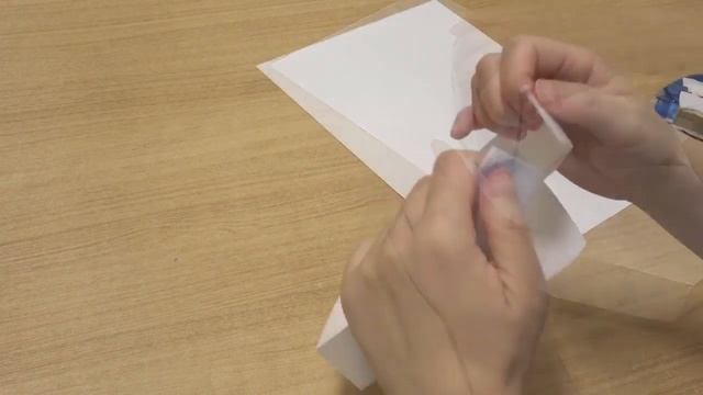 Проекты на плоттере ScanNCut. Коробочка с цветами смотреть онлайн
