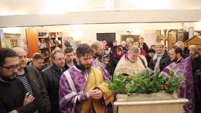 На чине Торжества Православия. Воскресная Литургия. Первая седмица Великого поста. 5.03.2023 г. смотреть онлайн
