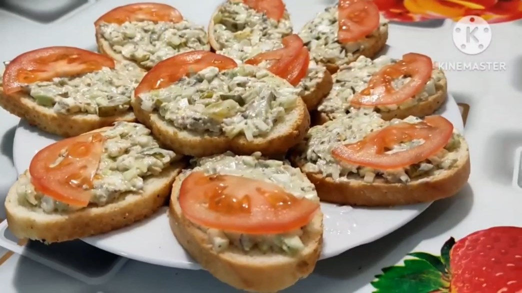 Бутерброды с очень вкусной начинкой. Самые простые и вкусные бутерброды. Намазка на бутерброды смотреть онлайн