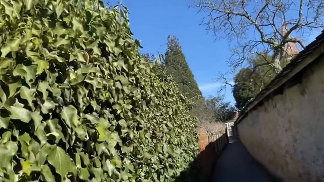 Город из декораций к фильмам| Murten Швейцария смотреть онлайн